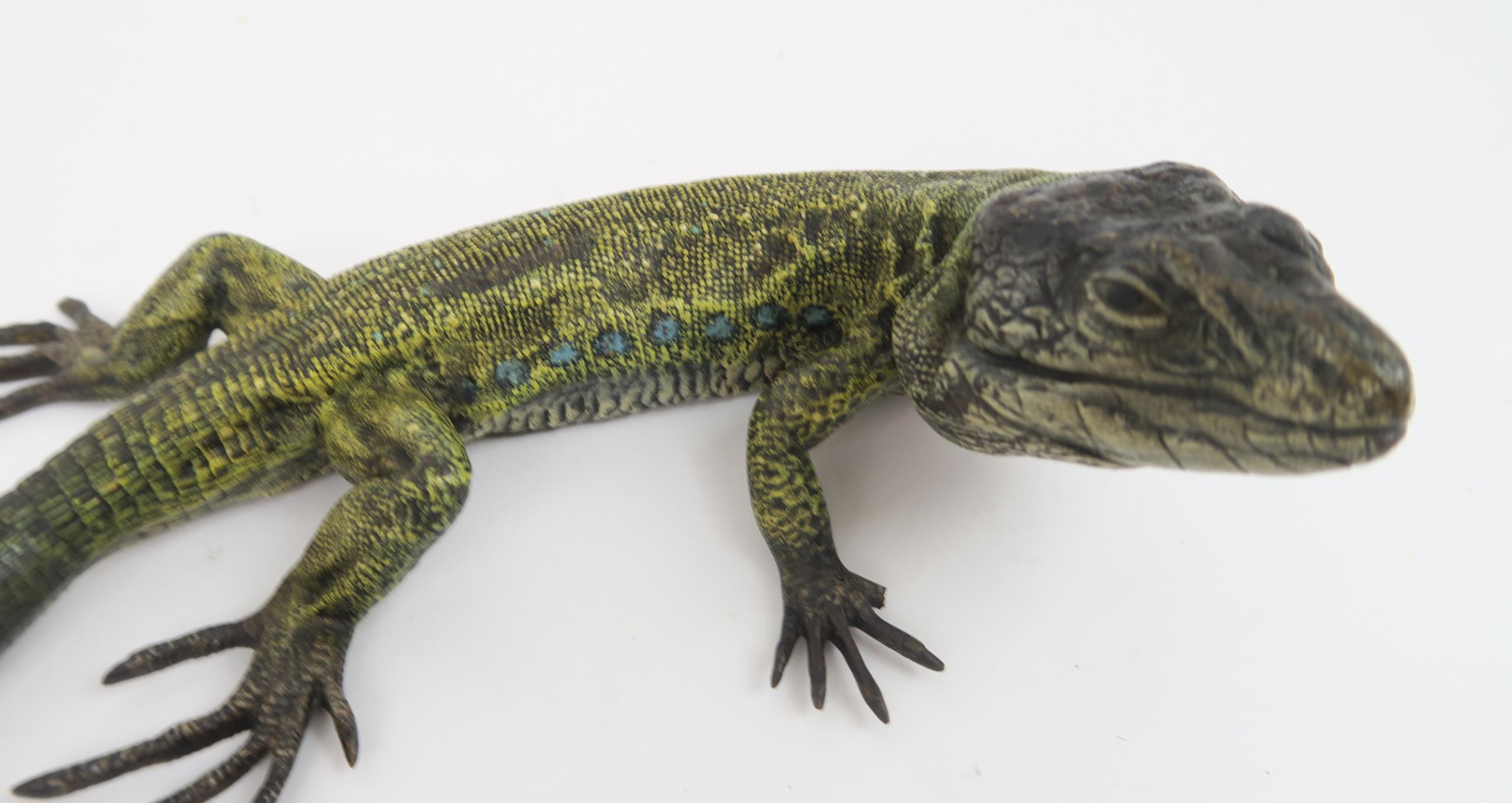 AN EARLY 20TH CENTURY FRANZ BERGMAN COLD PAINTED BRONZE MODEL OF A LIZARD naturalistically - Image 2 of 5