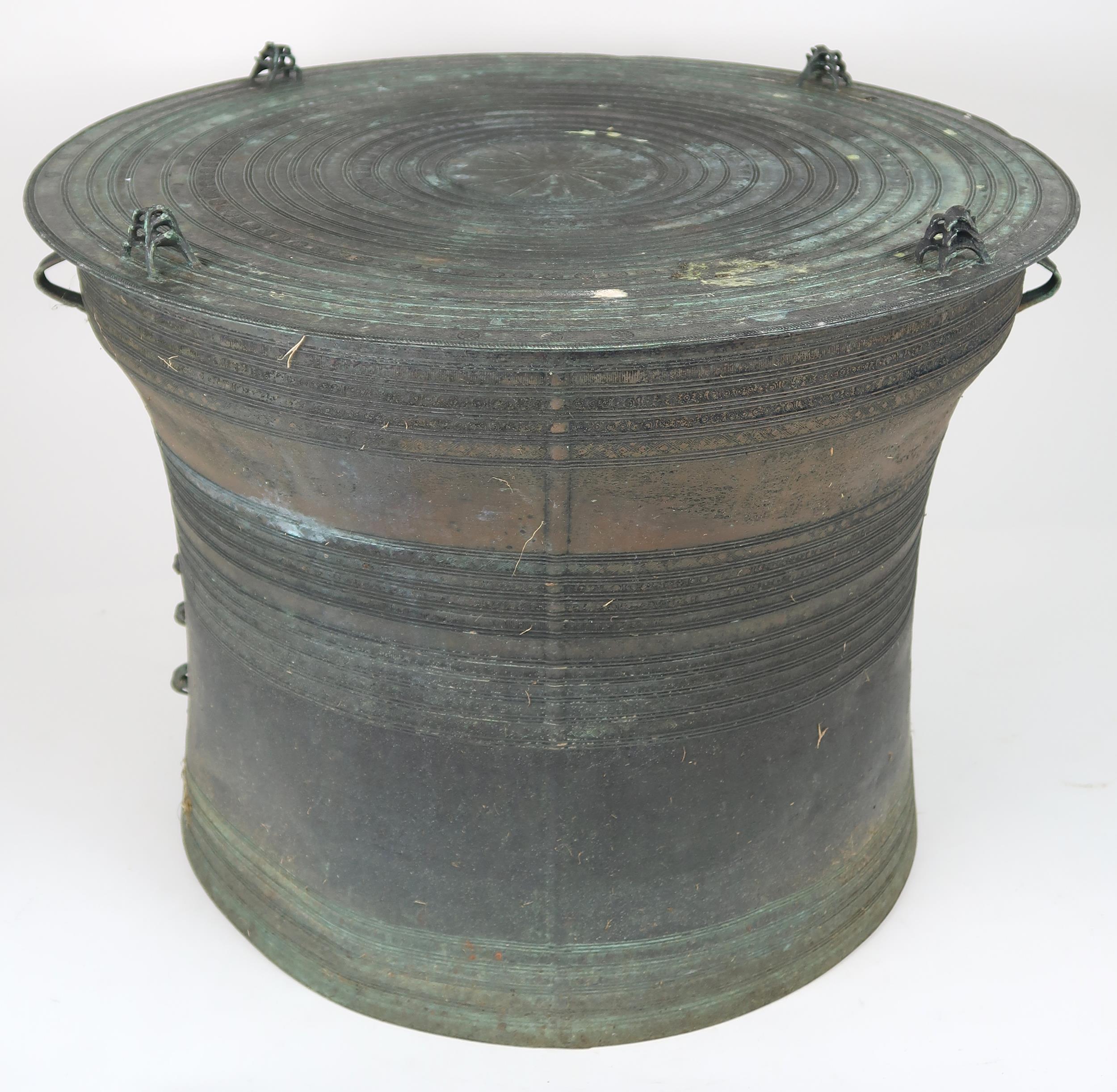 A LAOTIAN BRONZE RAIN DRUM  Of traditional type, with applied animals to top and pierced strap - Image 8 of 11