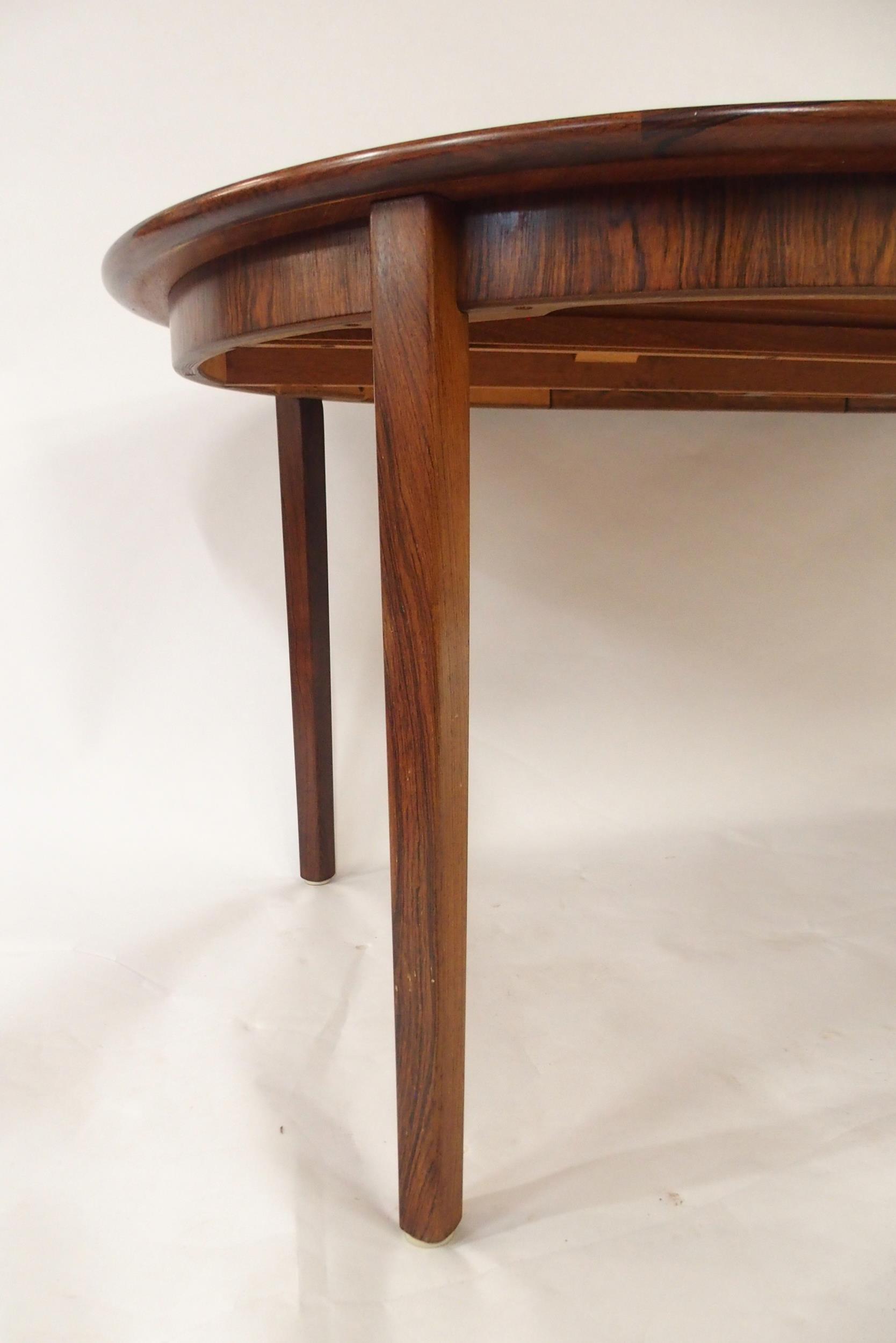 A CIRCA 1960S JOHANNES ANDERSEN FOR BERNHARD PEDERSEN & SON OF DENMARK ROSEWOOD CIRCULAR EXTENDING - Image 6 of 15