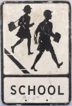 Road sign SCHOOL. Cast aluminium in original condition measures 21in x 14in.