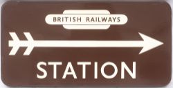 BR(W) FF enamel station direction sign BRITISH RAILWAYS in totem and right facing arrow. In very