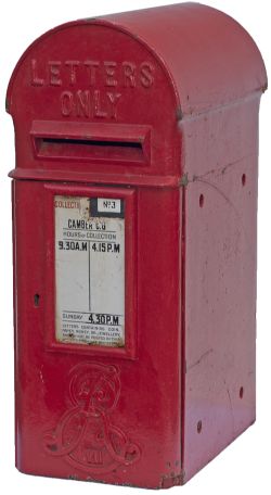 Cast iron post box, lamp box type, Edward VII in Cypher. Complete with enamel door plate Camber C.G,