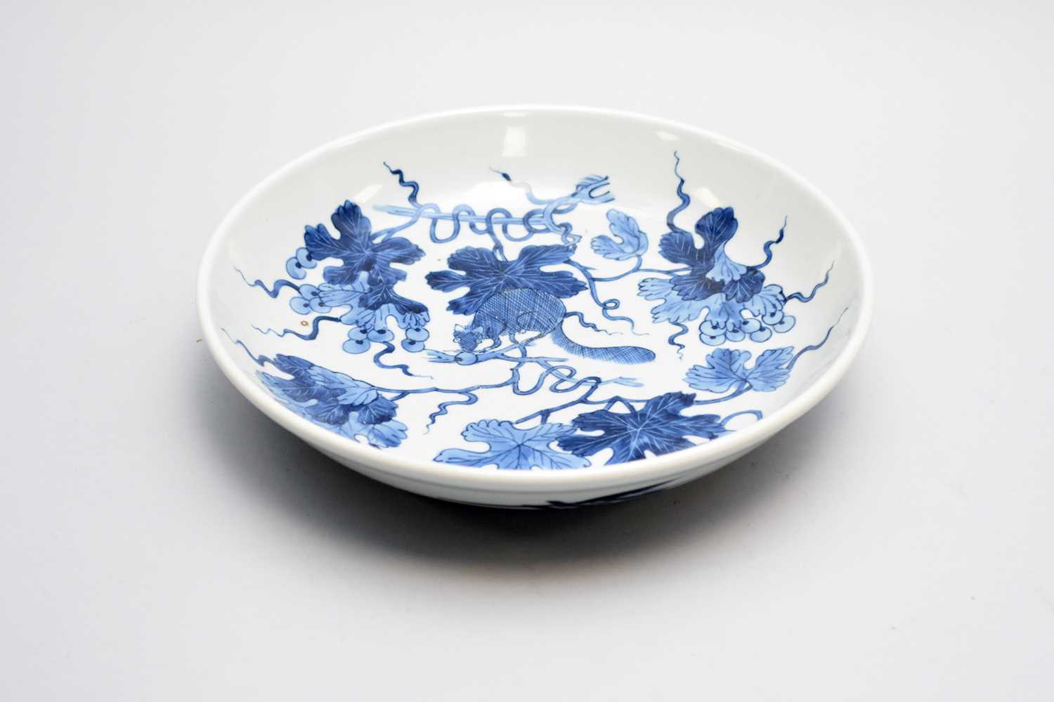 A Chinese blue and white dish, 20th century - Image 2 of 4