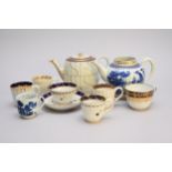 Group of assorted Worcester porcelain, late 18th and early 19th century