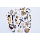 A collection of jewellery and costume jewellery