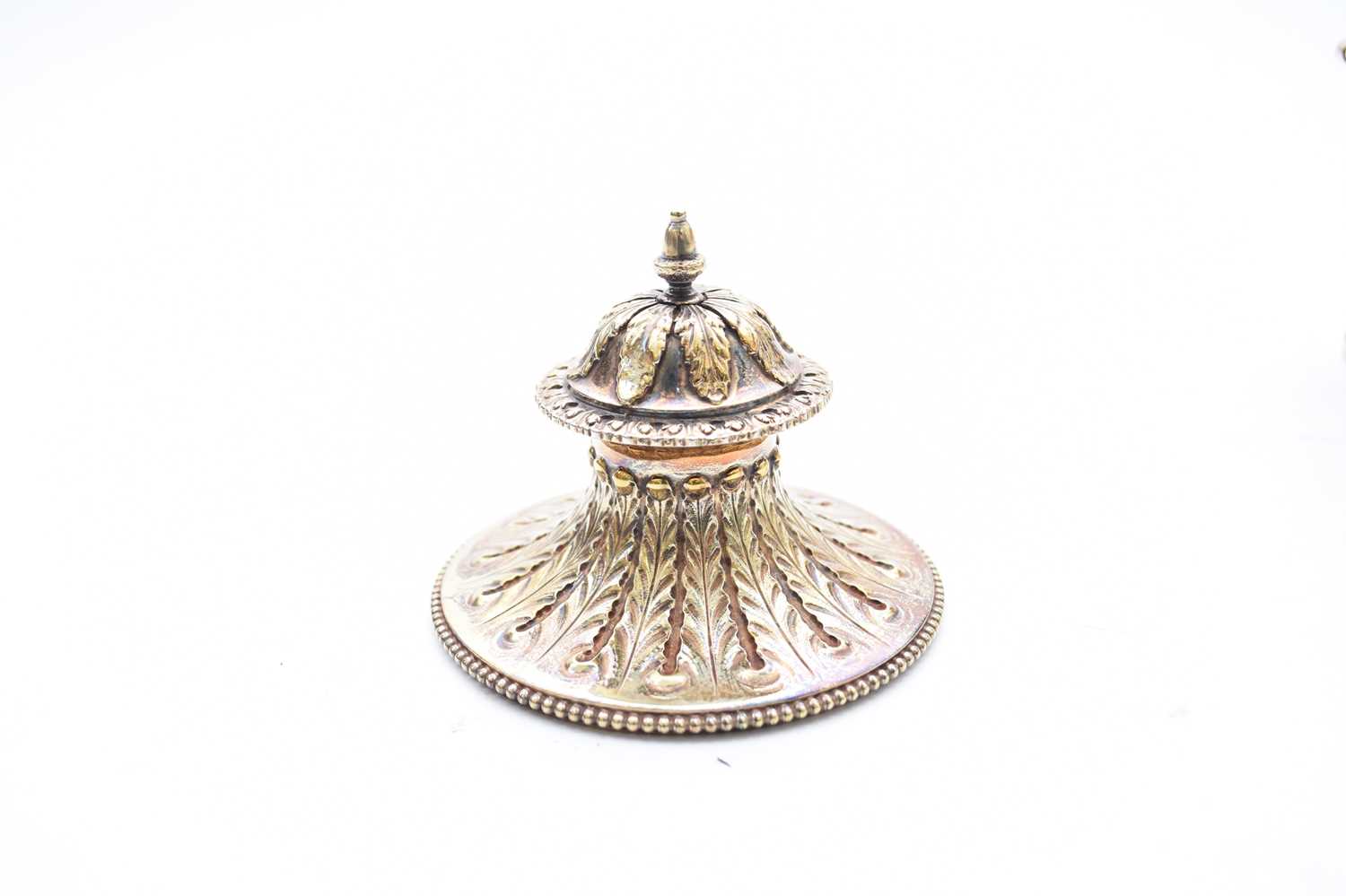 A Victorian silver gilt two-handled cup and cover of urn form - Image 5 of 8