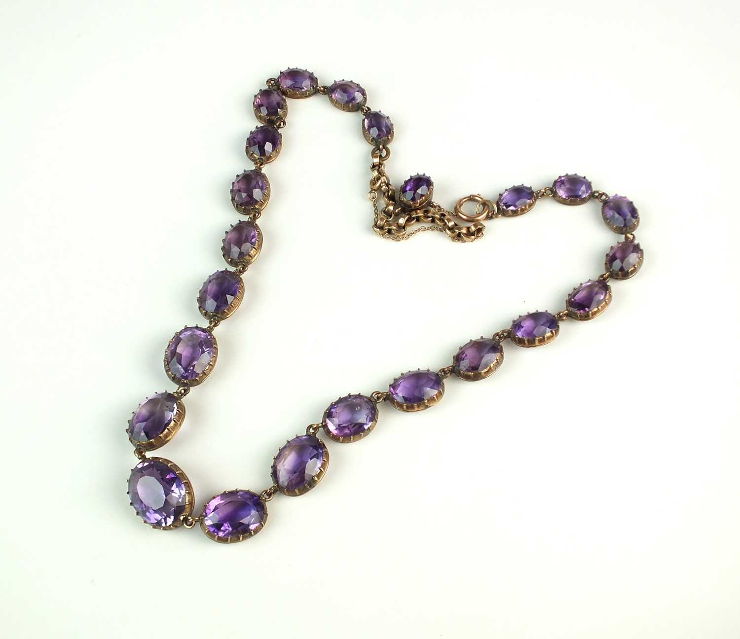 A 19th century amethyst riviere necklace - Image 2 of 9