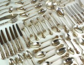 A large harlequin collection of silver cutlery