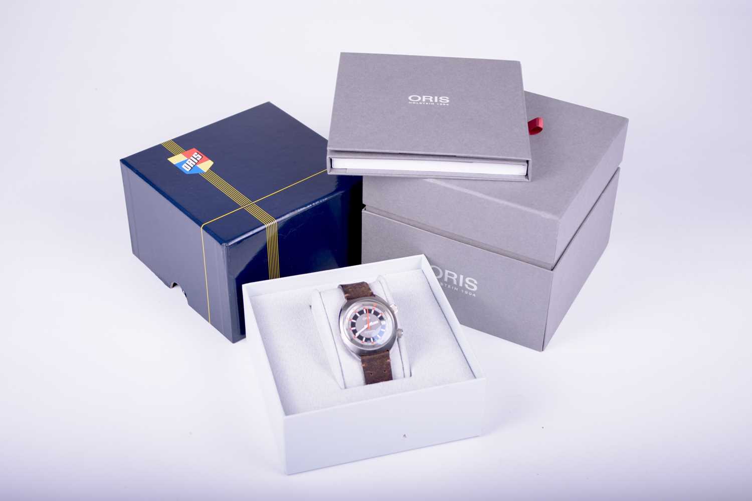 Oris: A gentleman's stainless steel 'Chronoris' wristwatch - Image 2 of 2