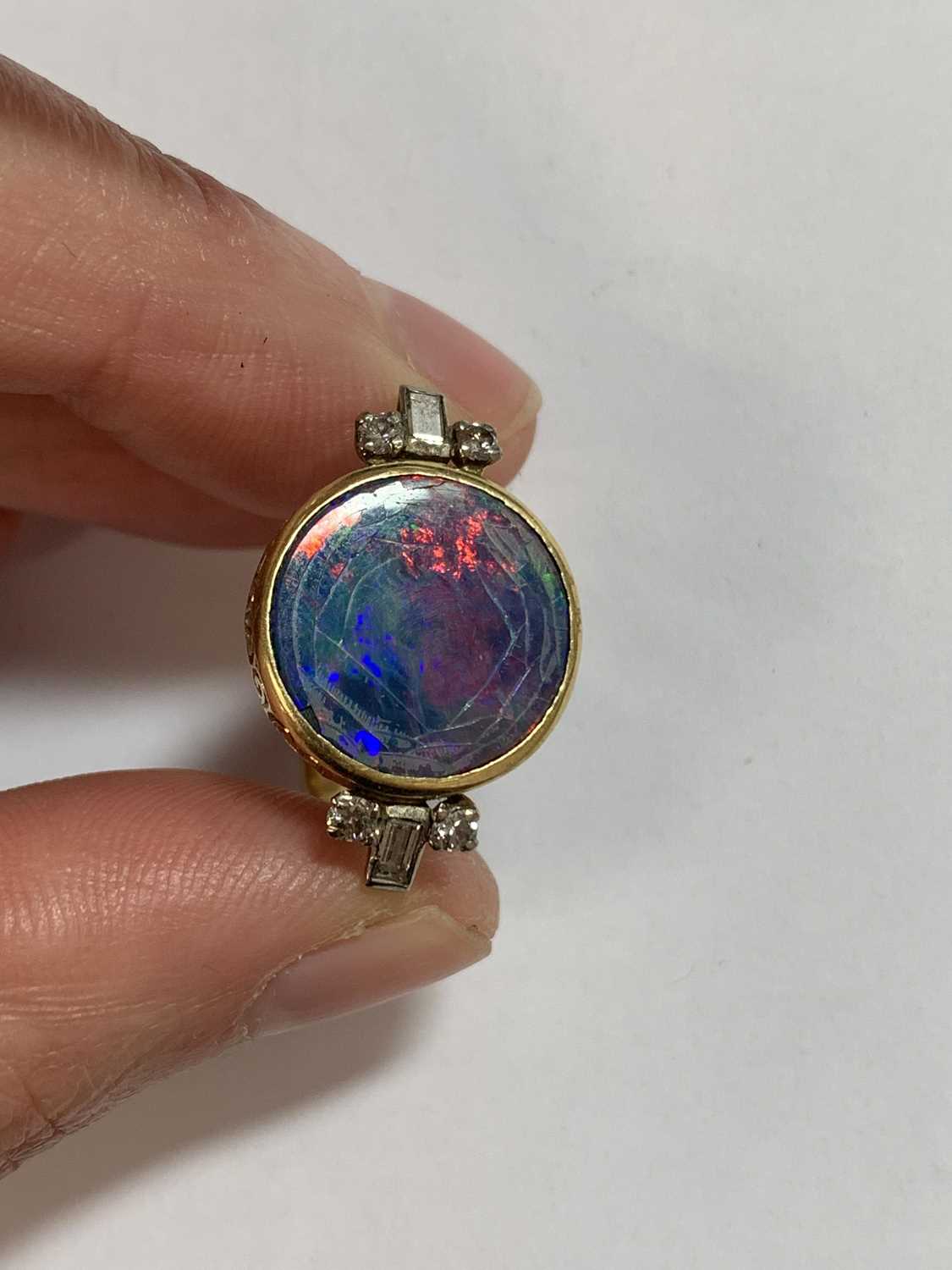 An opal doublet ring and diamond ring - Image 5 of 27