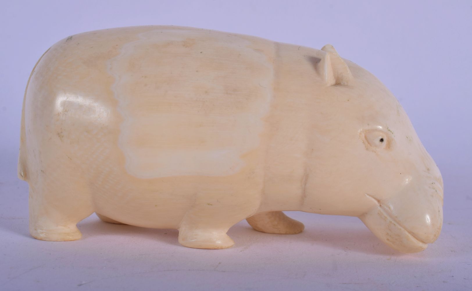 AN EARLY 20TH CENTURY AFRICAN CARVED IVORY FIGURE OF A HIPPO C1920. 9 cm x 4 cm. - Image 2 of 3