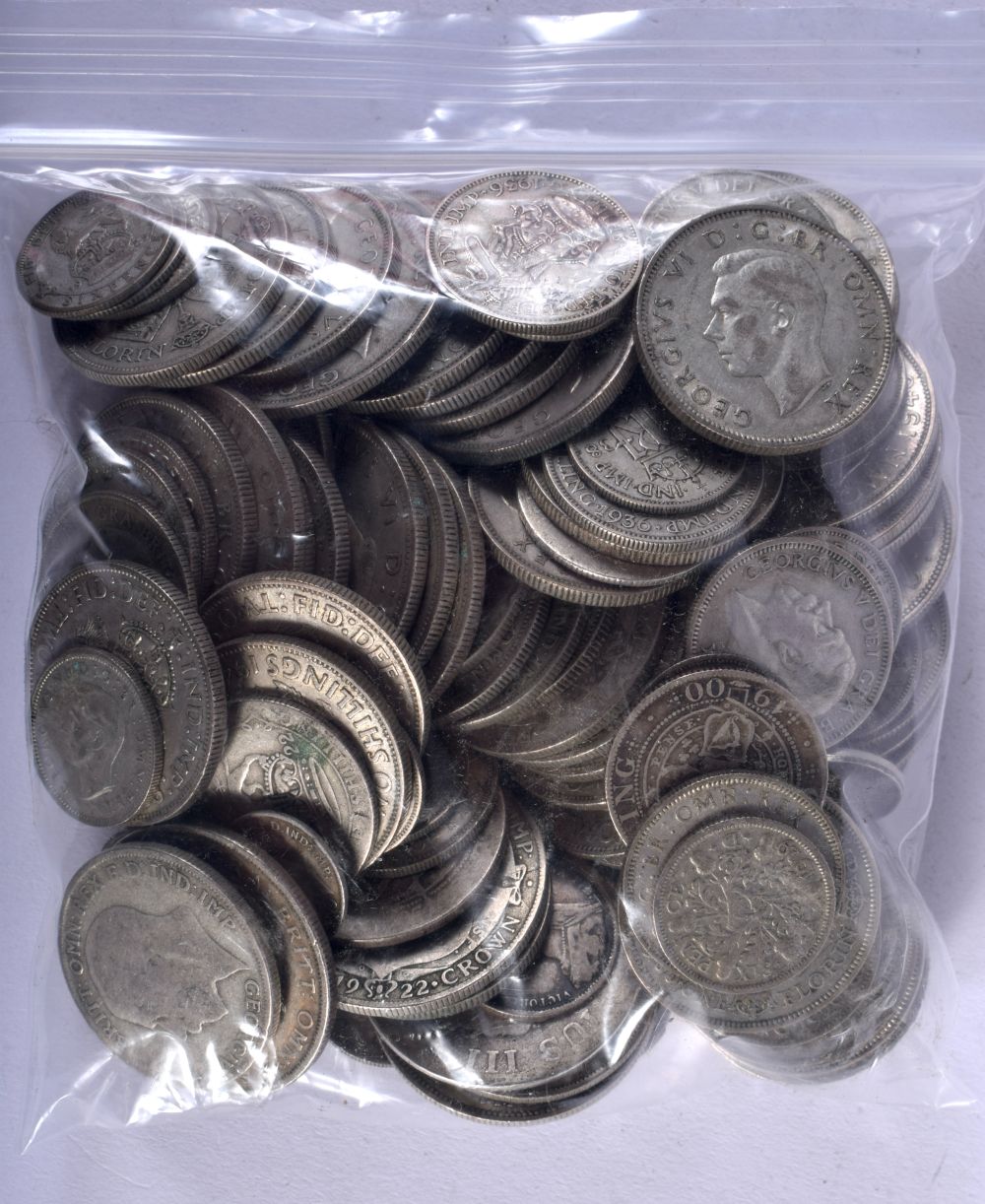 A QUANTITY OF BRITISH SILVER COINS. Weight 885g (qty)