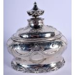 A FINE 18TH/19TH CENTURY DUTCH SILVER TEA CADDY AND COVER decorated with neo classical swags. 406 gr