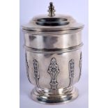 A STYLISH ENGLISH SILVER TEA CADDY AND COVER. 432 grams. London 1927. 16 cm x 10 cm.