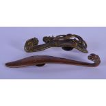 TWO 17TH/18TH CENTURY CHINESE MIXED METAL BELT HOOKS one with silver inlay. Largest 9.5 cm long. (2)