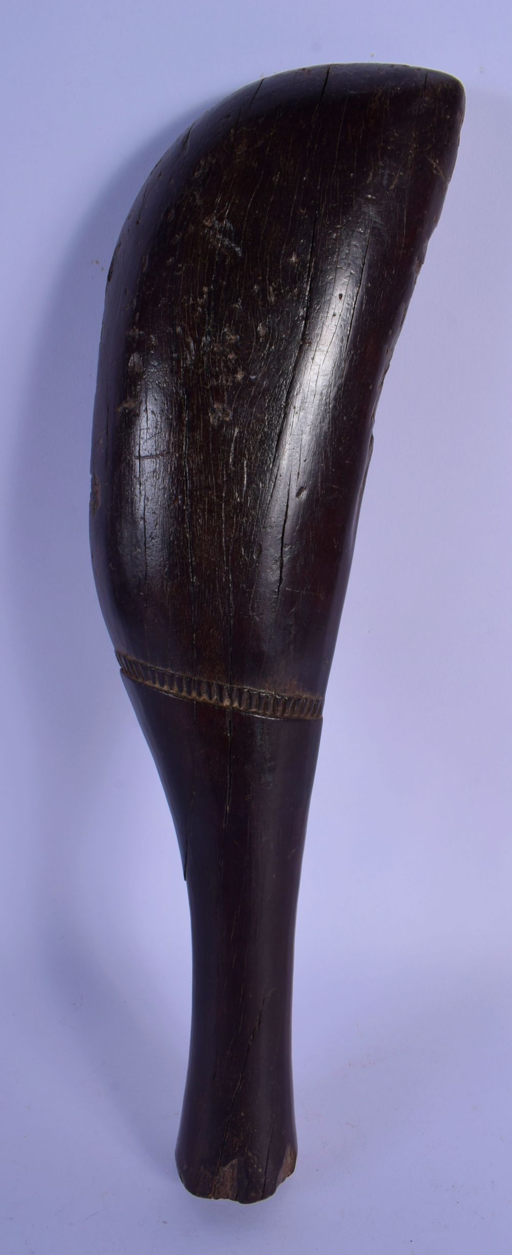 A 19TH CENTURY SOUTH SEA ISLANDS POLYNESIAN TRIBAL CARVED HARDWOOD CLUB with central line banding. 3 - Image 2 of 5