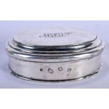 AN ASPREYS SILVER BOX AND COVER. 360 grams. 12.5 cm x 10.5 cm.