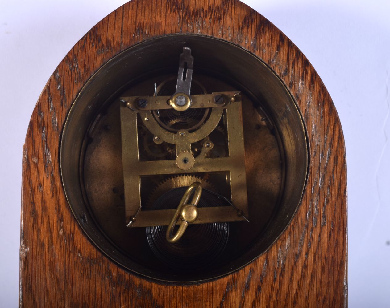 A small wooden surround clock 21cm. - Bild 4 aus 4