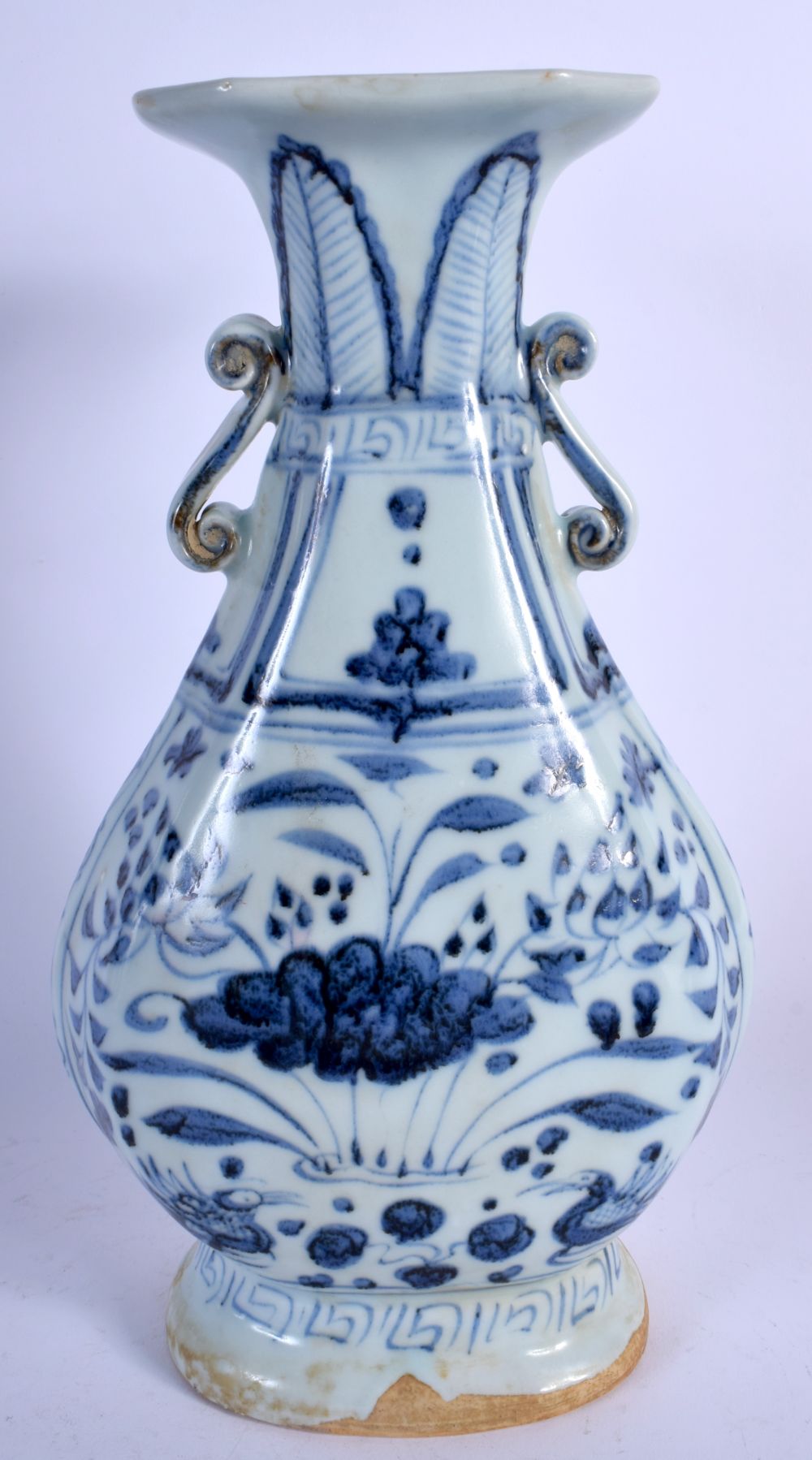 A CHINESE TWIN HANDLED YUAN STYLE BLUE AND WHITE VASE 20th Century. 29 cm high. - Image 4 of 6