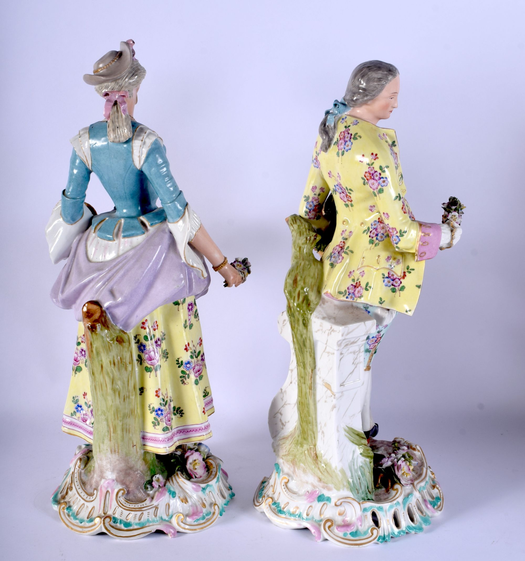 A LARGE PAIR OF LATE 19TH CENTURY GERMAN DRESDEN PORCELAIN FIGURES Meissen style. 42 cm high. - Image 3 of 9