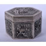 AN ANTIQUE CHINESE EXPORT SILVER BOX. 43 grams. 4.5 cm x 3 cm.