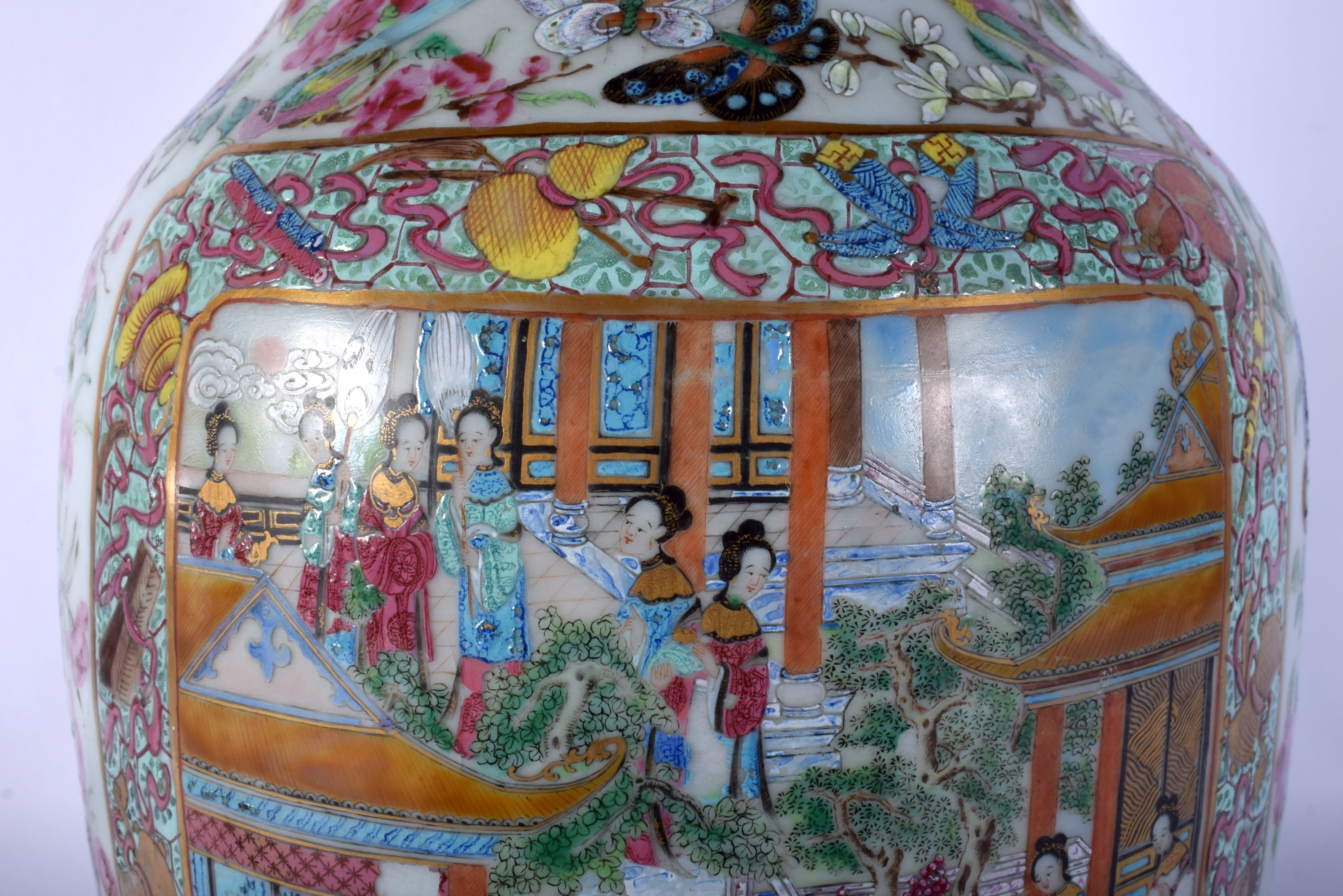 A FINE LARGE 19TH CENTURY CHINESE CANTON FAMILLE ROSE VASE Qing, painted with figures within landsca - Image 11 of 24