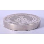 A HEAVY MIDDLE EASTERN SILVER SCHOLARS DESK PAPERWEIGHT. 321 grams. 6.6 cm wide.