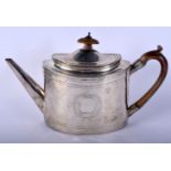 A GEORGE III SILVER TEAPOT. London 1792. 396 grams. 16.5 cm x 26 cm.