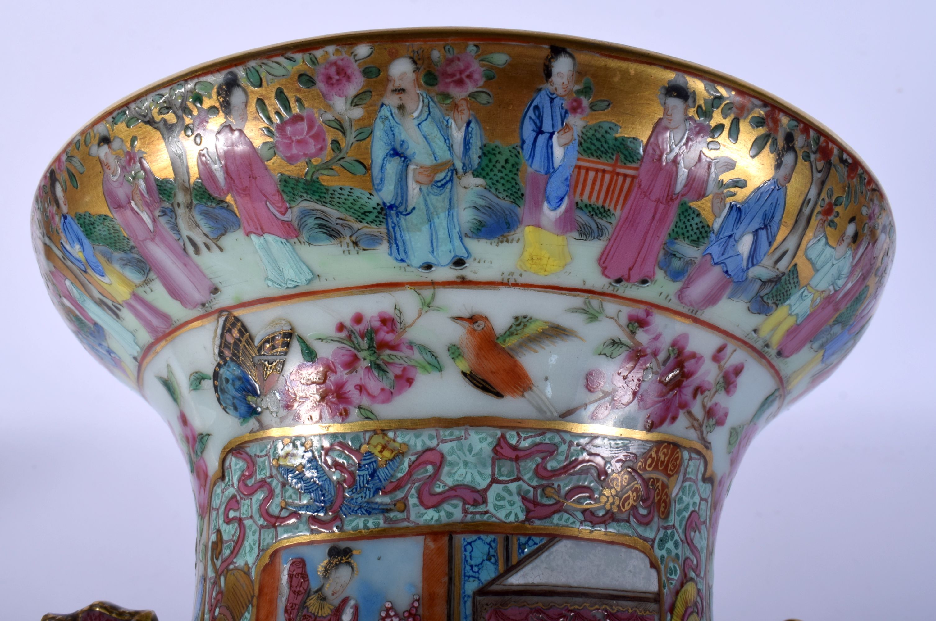 A FINE LARGE 19TH CENTURY CHINESE CANTON FAMILLE ROSE VASE Qing, painted with figures within landsca - Image 15 of 24