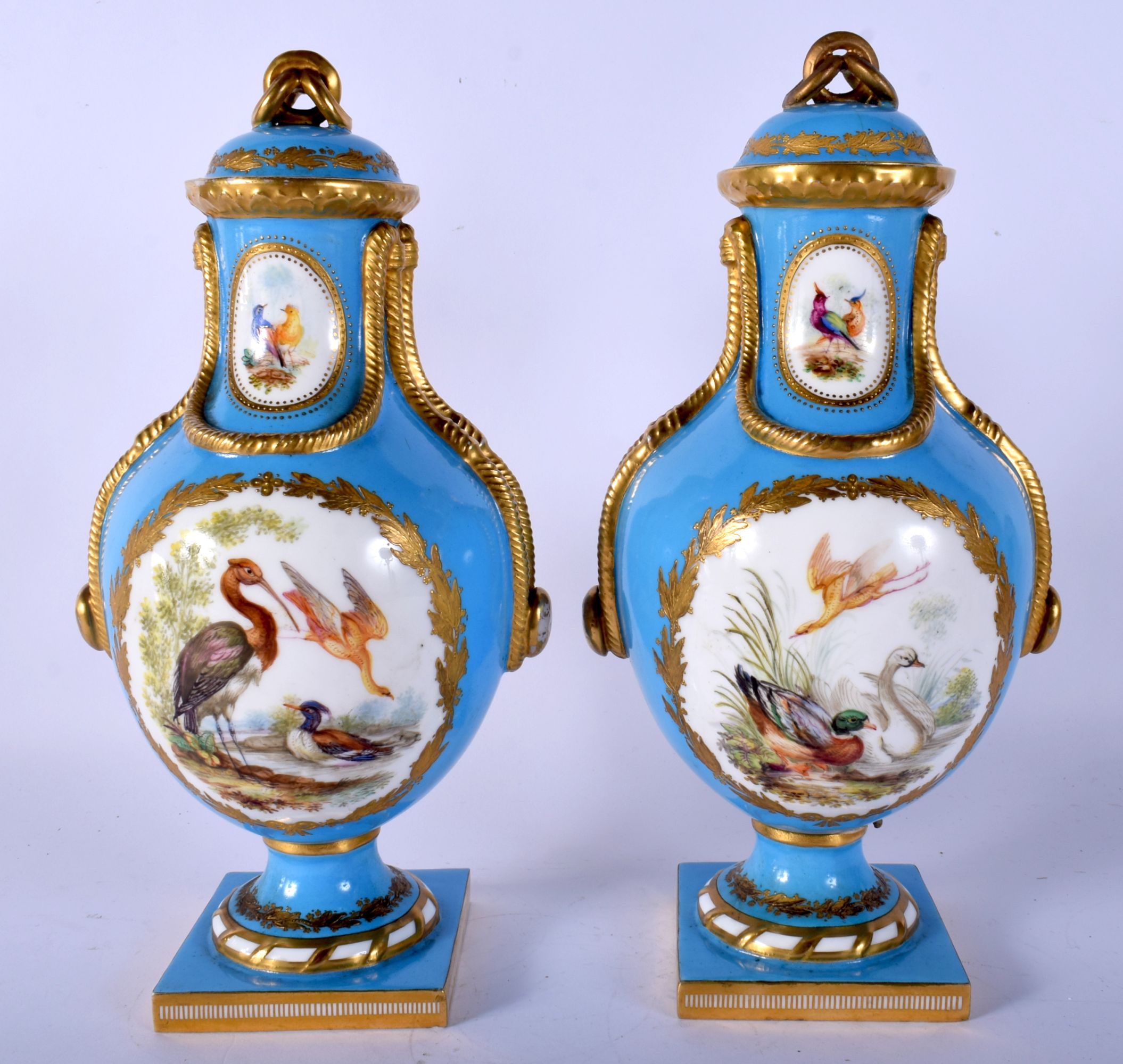 A GOOD PAIR OF 19TH CENTURY ENGLISH PORCELAIN SEVRES STYLE VASES AND COVERS Minton or Coalport, pain - Image 3 of 50