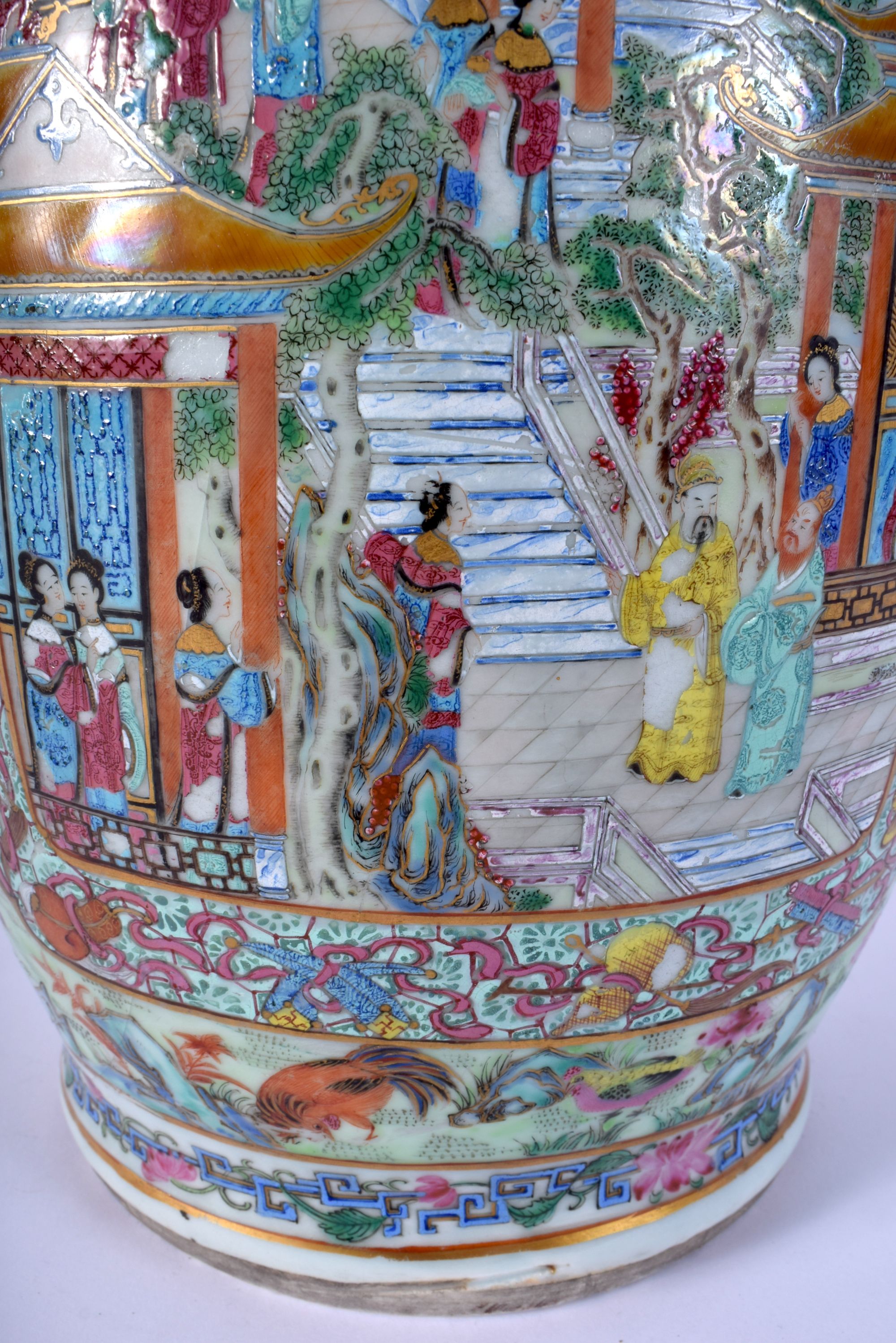 A FINE LARGE 19TH CENTURY CHINESE CANTON FAMILLE ROSE VASE Qing, painted with figures within landsca - Image 12 of 24