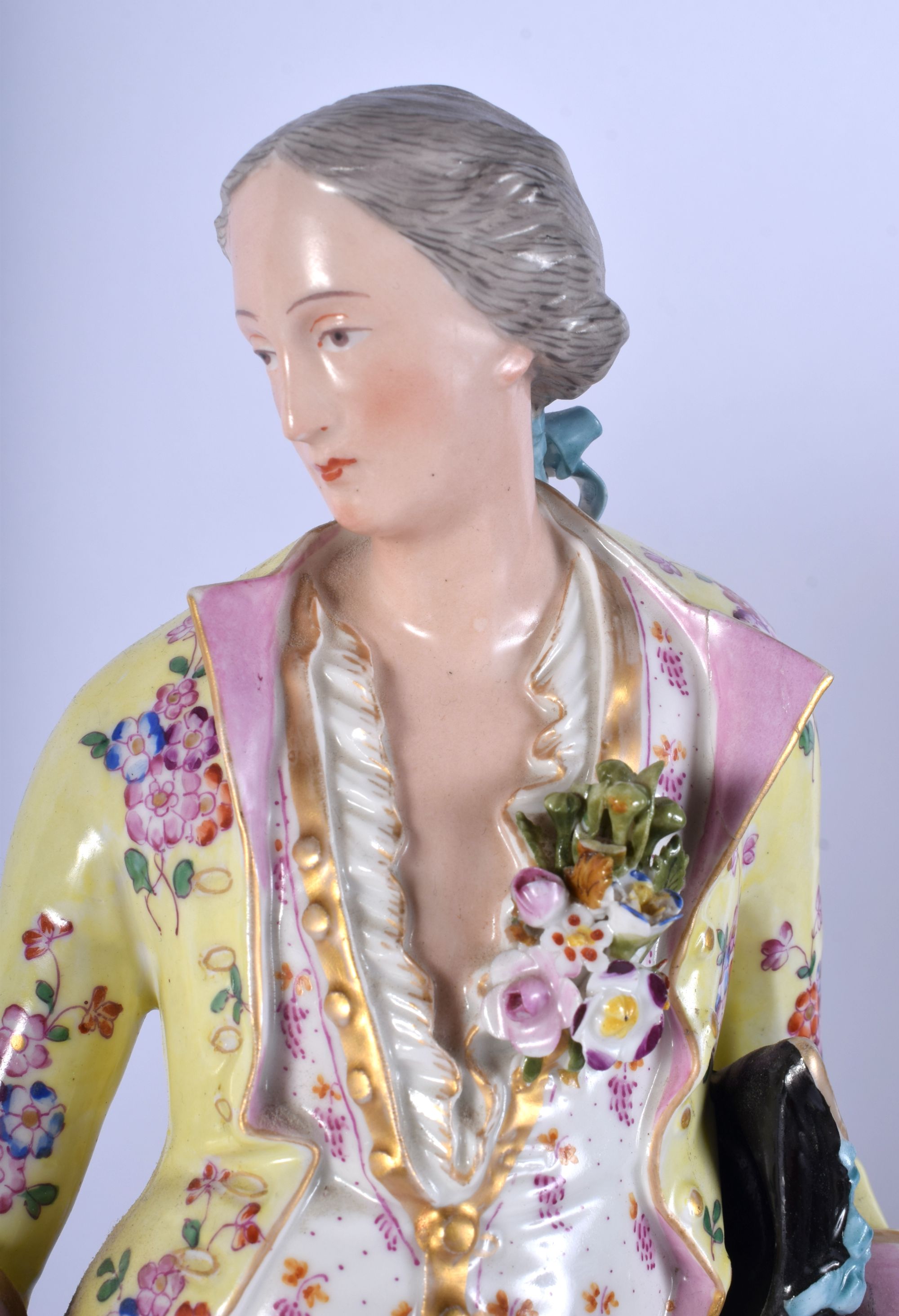 A LARGE PAIR OF LATE 19TH CENTURY GERMAN DRESDEN PORCELAIN FIGURES Meissen style. 42 cm high. - Image 4 of 9