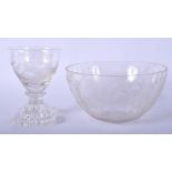 AN ANTIQUE FOX HUNTING GLASS CUP together with a similar engraved bowl. Largest 13 cm wide. (2)