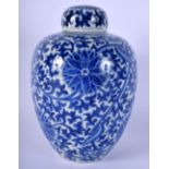 A 17TH/18TH CENTURY CHINESE BLUE AND WHITE PORCELAIN VASE AND COVER Kangxi/Yongzheng. 19 cm x 8 cm.
