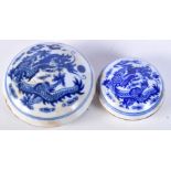 TWO CHINESE BLUE AND WHITE PASTE BOXES AND COVERS. Largest 9cm x 4cm, total weight 290g (2)