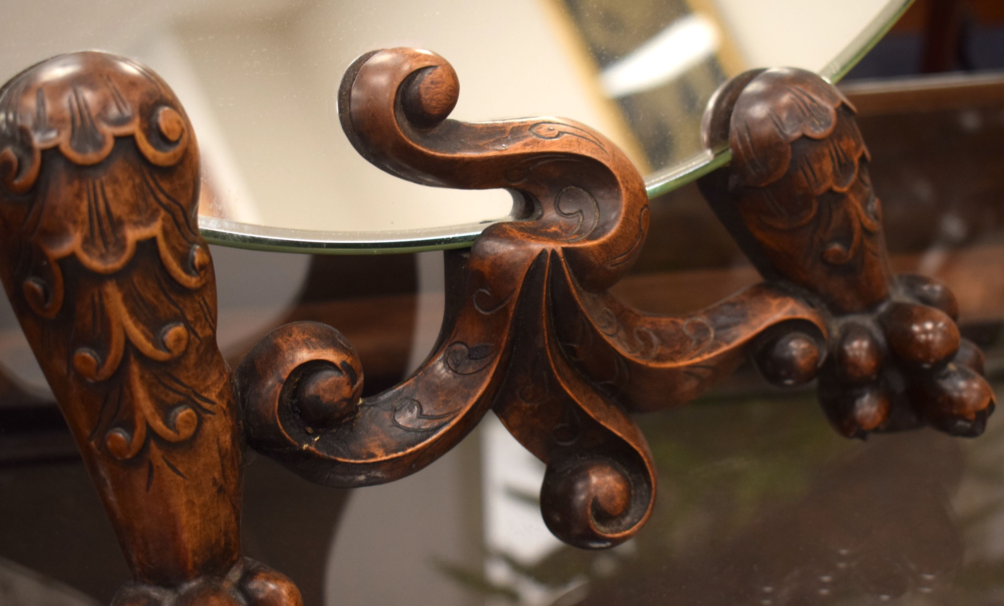 A FINE AND RARE FRENCH JAPONISME AESHTETIC MOVEMENT HARDWOOD WALNUT GROTESQUE MIRROR Attributed to G - Image 6 of 8