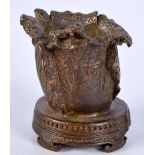 A JAPANESE BRONZE LEAF CENSER WITH AN INSECT. 5.4cm x 4.2cm, weight 104g