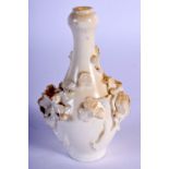 A MINIATURE 19TH CENTURY GERMAN BLANC DE CHINE VASE. 7.5 cm x 4.5 cm.