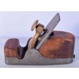 An vintage woodworkers wooden and metal plane 19cm .