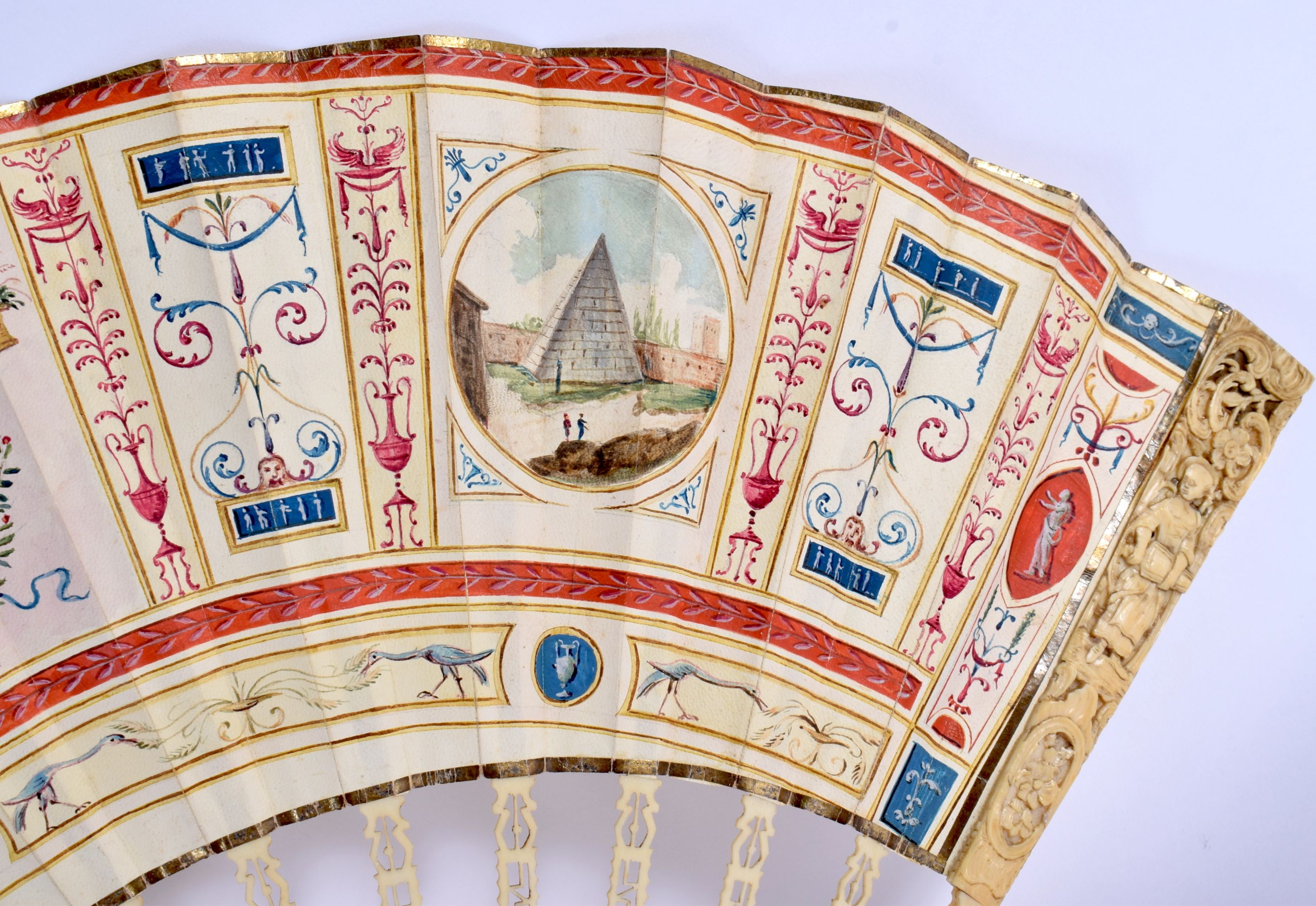 A FINE LATE 18TH CENTURY EUROPEAN GRAND TOUR TYPE FAN with paper leaf supports. 50 cm wide extended. - Image 4 of 5