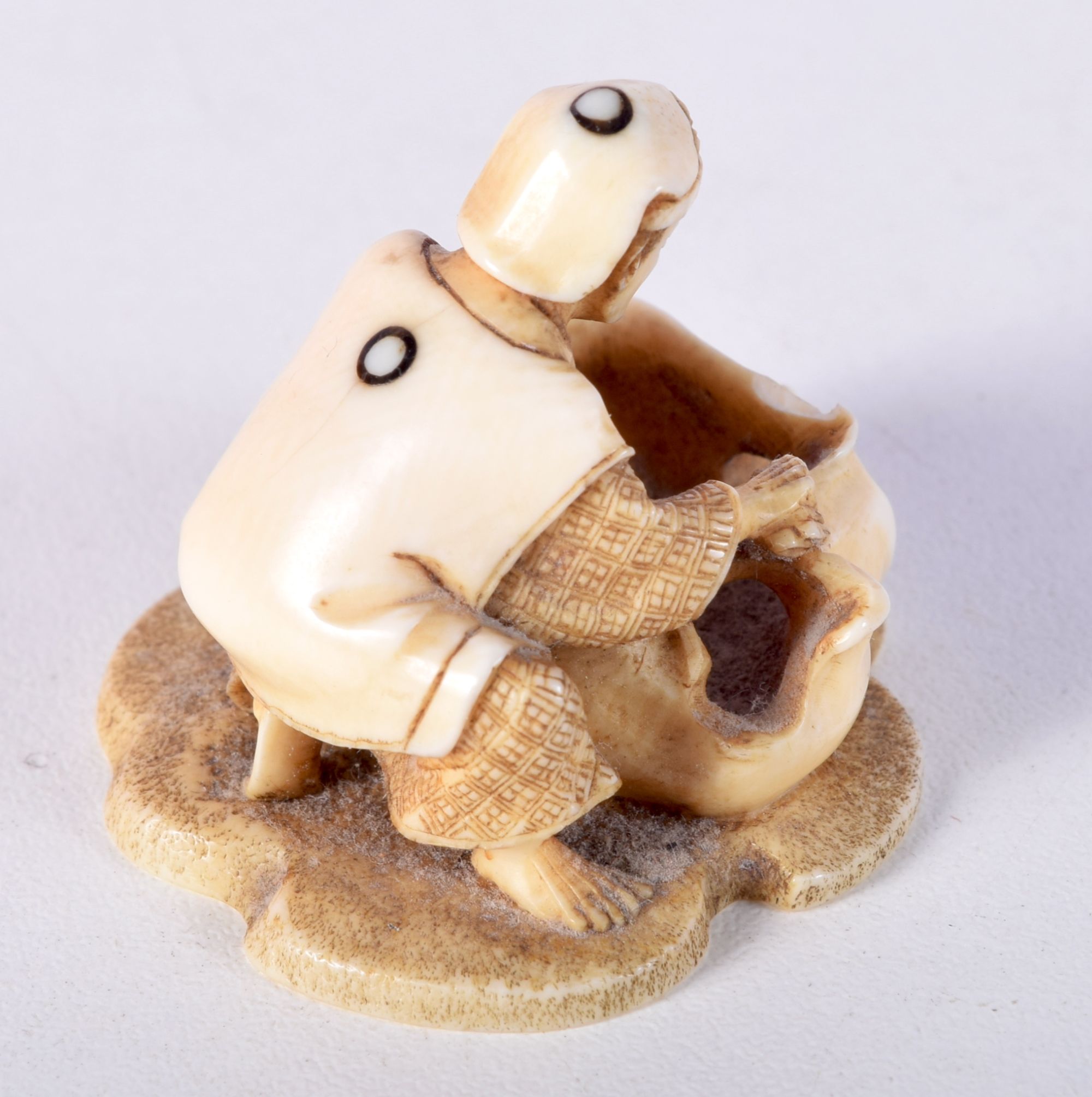A 19TH CENTURY JAPANESE MEIJI PERIOD CARVED IVORY NETSUKE modelled as a male holding a sack. 3 cm x - Image 3 of 13