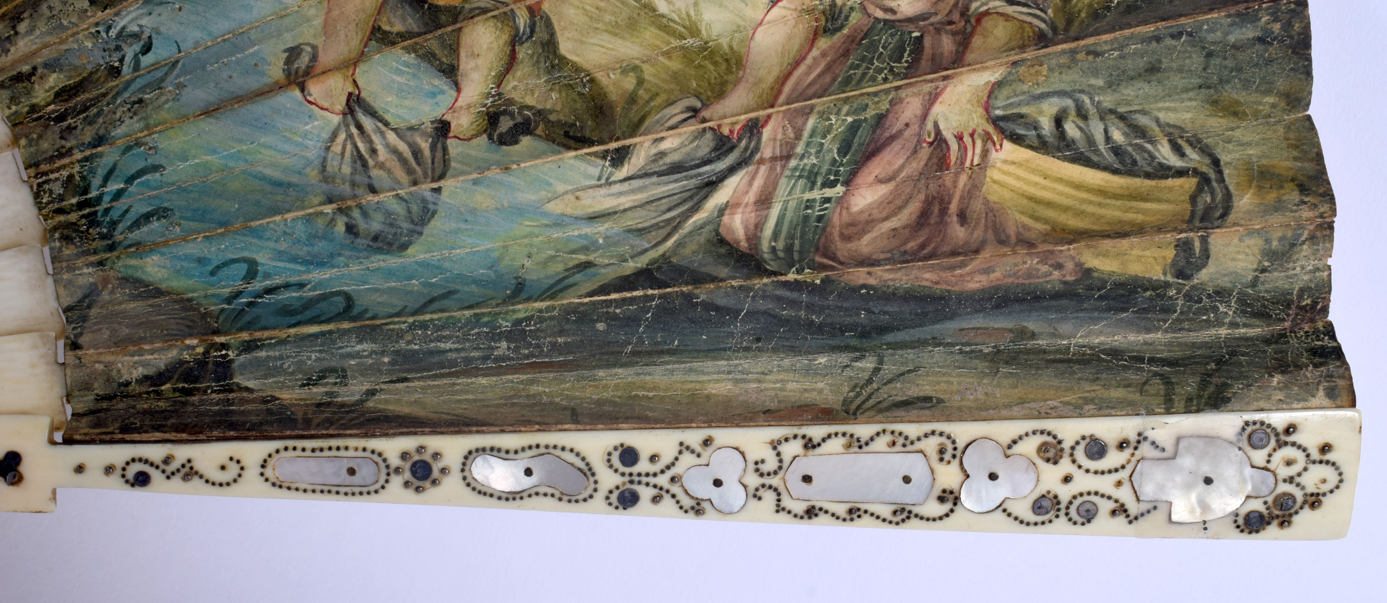 A FINE LATE 18TH CENTURY EUROPEAN PAINTED PIQUE WORK FAN decorated with classical scenes. 48 cm wide - Image 6 of 10