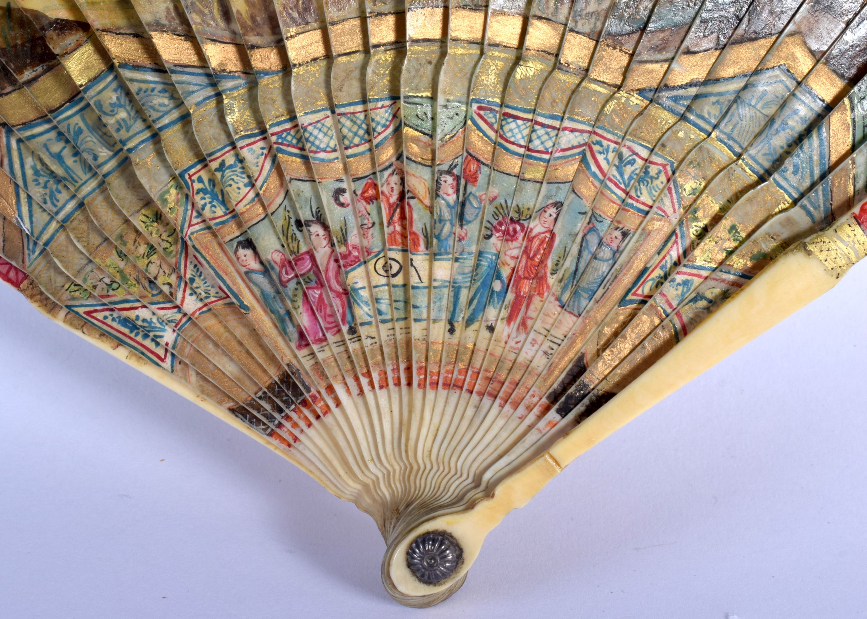 A RARE EARLY 19TH CENTURY EUROPEAN BRISE FAN of Verne Matin type. 30 cm wide extending. - Image 8 of 8