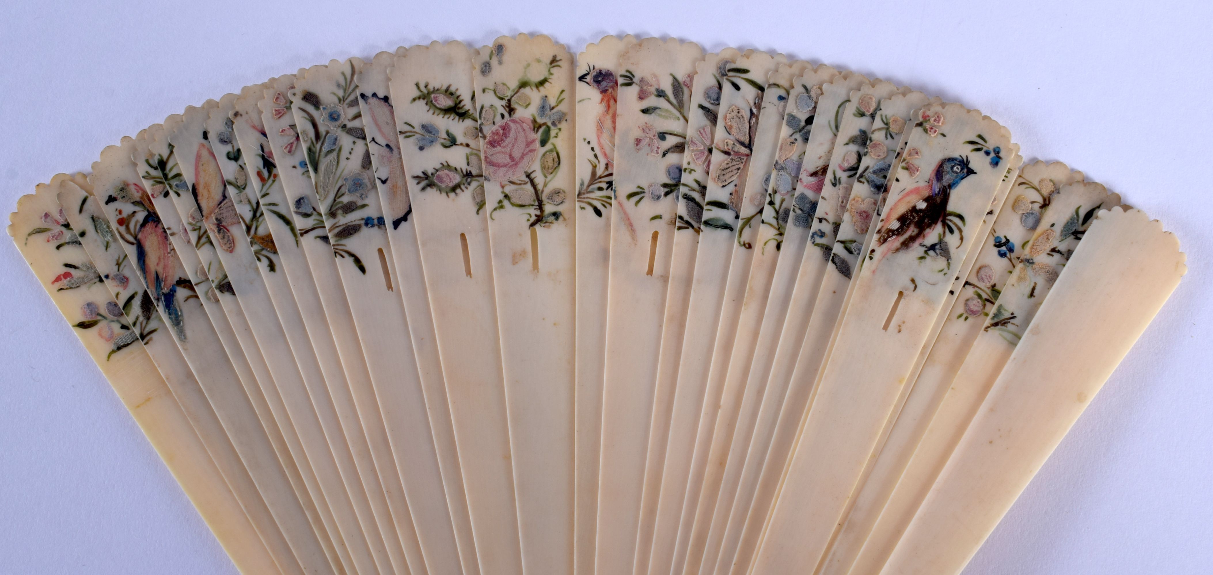 A LARGE 19TH CENTURY CONTINENTAL IVORY FAN together with a scrimshaw, cylinder case etc. Largest 42 - Image 2 of 7