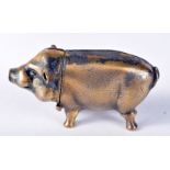 A BRASS PIG VESTA. 3cm x 5.8cm x 2.8cm, weight 31.2g