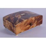 ANTIQUE TORTOISHELL BOX WITH BUN FEET. 2.9cm cm 7.7cm x 5.2cm, weight 29.9g