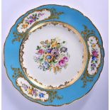 MID 19TH C. COALPORT PLATE PAINTED WITH FLOWERS AND FRUIT BY WM. COOK UNDER A LIGHT BLUE BORDER WITH
