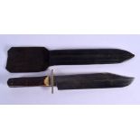 AN ANTIQUE SCOTTISH HORN HANDLED KNIFE. 38 cm long.