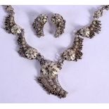 A MATCHING SET OF FILIGREE SILVER NECKLACE AND EARRINGS. Necklace 43cm long, total weight 47g