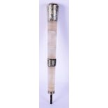 A LOVELY VICTORIAN SILVER MOUNTED AGATE PARASOL HANDLE Birmingham 1892. 23 cm long.